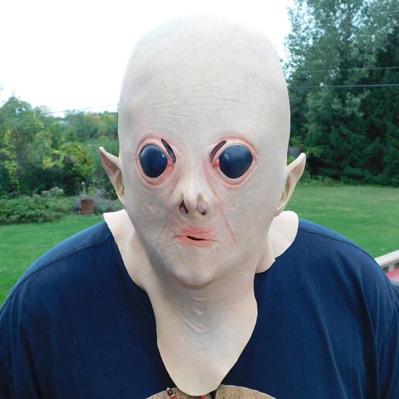 Alien Creepy Extra Terrestrial Monster Halloween costume latex Mask Black eyes - Picture 2 of 6